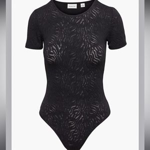 Babaton Shapelace Crew - New/Tags On